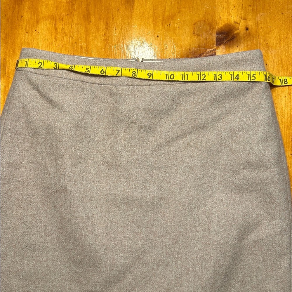 J. Crew The Pencil Skirt Tan Wool Blend Old Money Quiet Luxury Office Siren - Picture 6 of 9